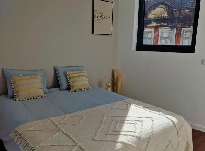 Bohemian Apartment Aveiro Station